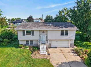 220 W Main St, Oxford, IA 52322