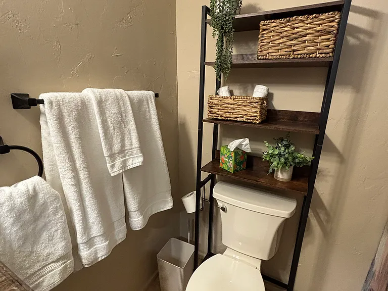 Animosa Dr — Photo 21