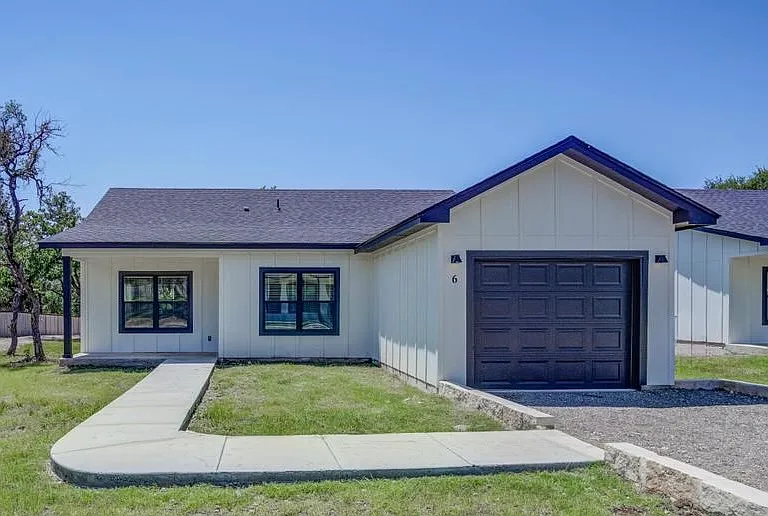 30652 Oakview Rd #6 — Photo 1