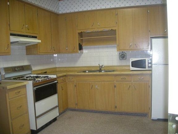4th image of 801 Park Ave