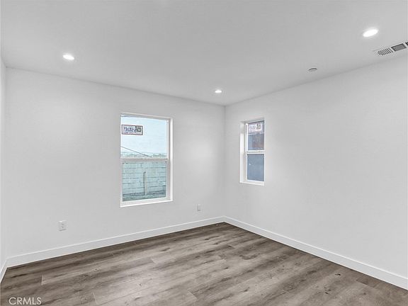 5th image of 1231 S Rowan Ave
