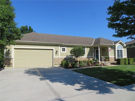 2nd image of 29419 Palmer Dr