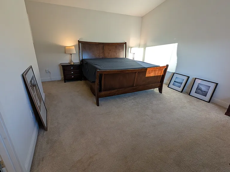 704 SE 56th Ave — Photo 5