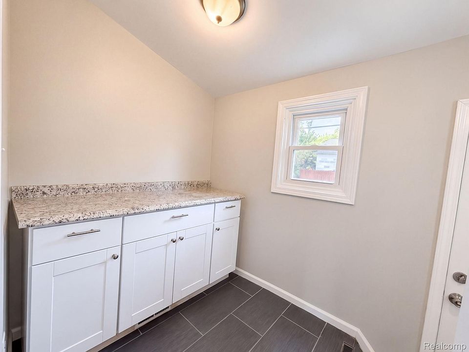 2224 Markese Ave, photo 13