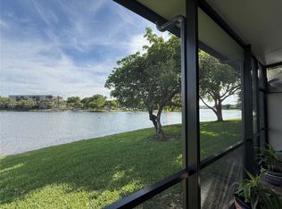 Villas Lakes, Pembroke Pines, FL 33026