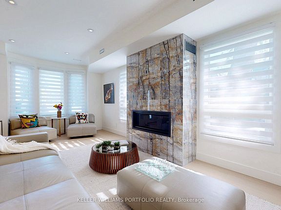 3rd image of 22 Pitt Ave