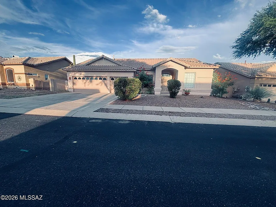 12490 N Wayfarer Way