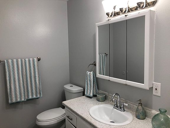3rd image of 10071 Lampson Ave #17