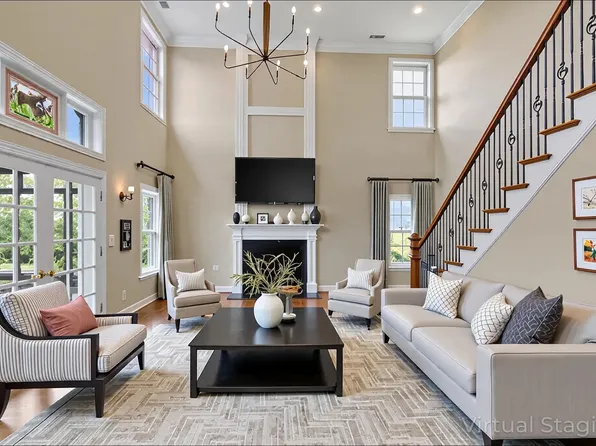 4301 Ravens Crest Ln, Lexington, KY 40515