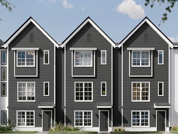 4th image of 742 N Dupont Ave Lot 7