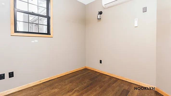 Rented by Nooklyn NYC LLC | media 73