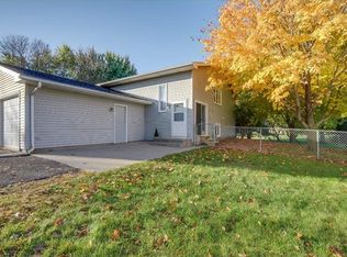 103 Welter Cir, Saint Michael, MN 55376