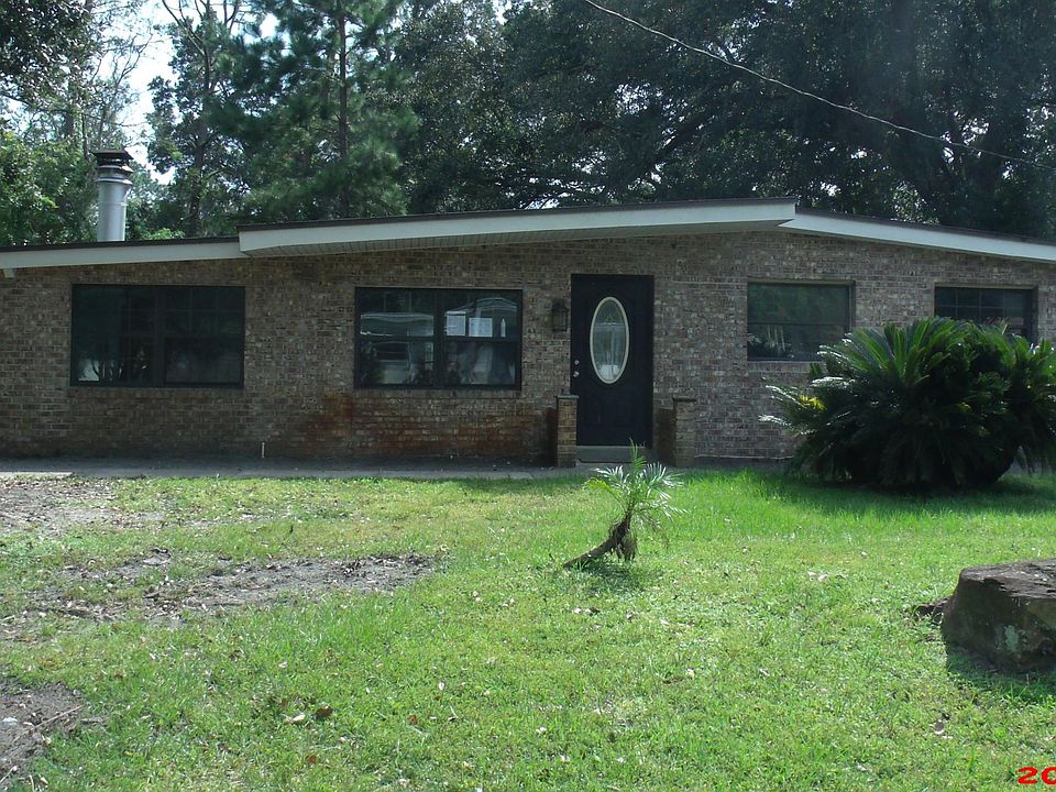 1st image of 3026 Lorman Dr