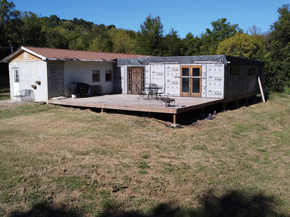 1st image of 736 Henry Rd