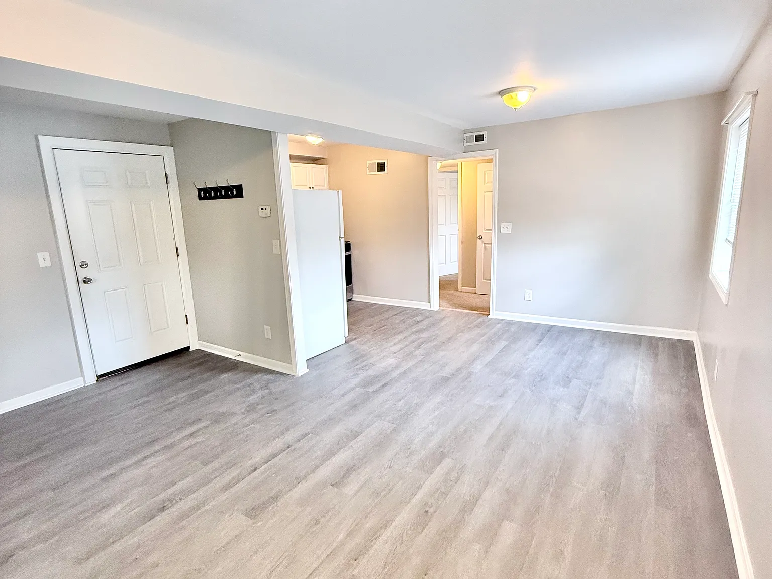 1 bed, 750 sqft, $1,195 — Photo 4