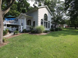 131 Valley Dr, Caseyville, IL 62232