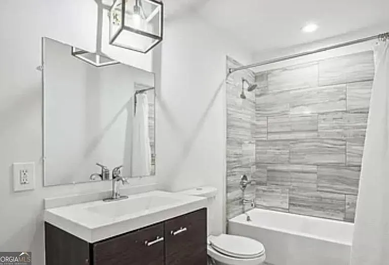 1118 Donnelly Ave SW — Photo 7