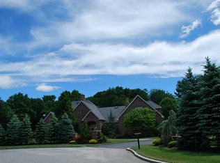 10 Pine Tree Ln, Lincoln, RI 02865