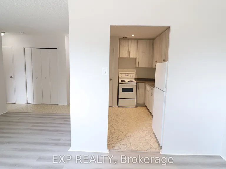 84 2nd St #102 — Photo 1