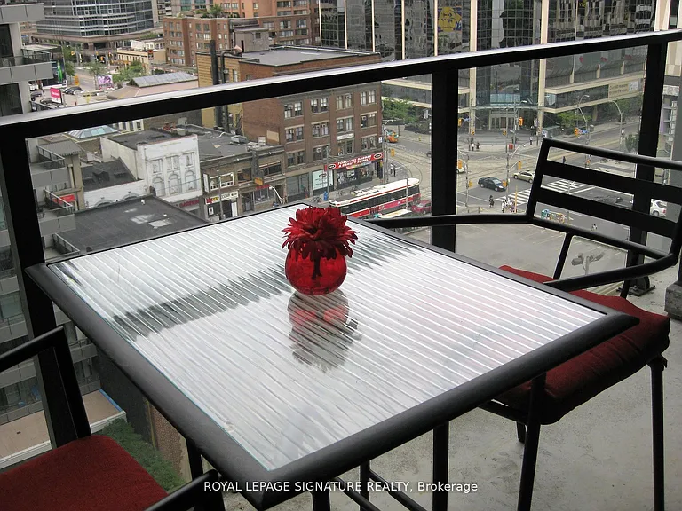 111 Elizabeth St #1502 — Photo 7