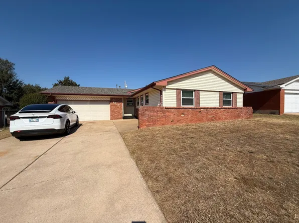 5813 NW 66th St, Warr Acres, OK 73132