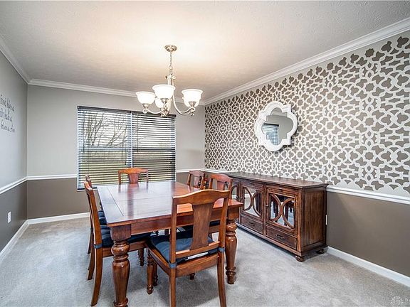 5th image of 103 Pleasant Chase Cir
