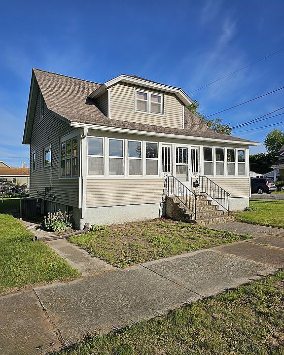 1st image of 2813 15th St