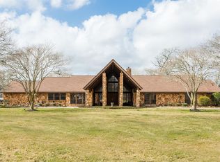 9203 Springwood St, Richwood, TX 77531