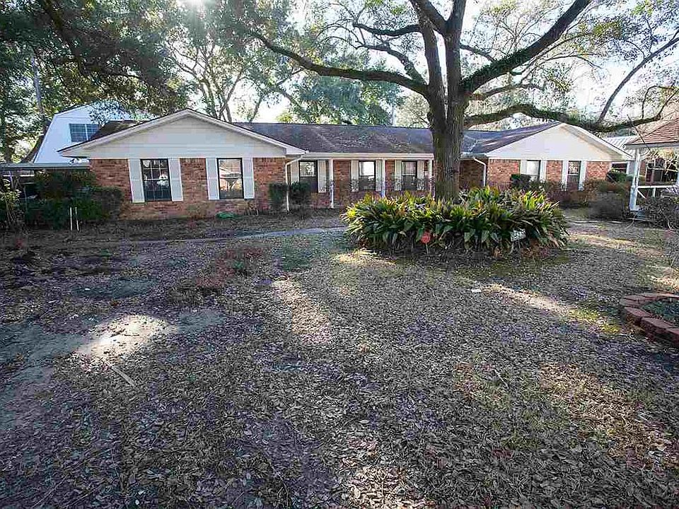 1st image of 3825 Acorn Circuit