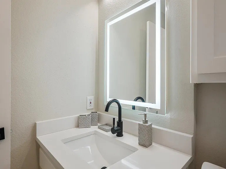 1205 Hillsdale Dr — Photo 26