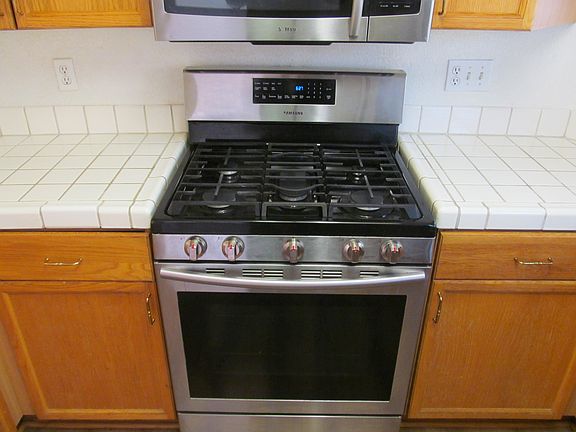 5th image of 3329 Epson St