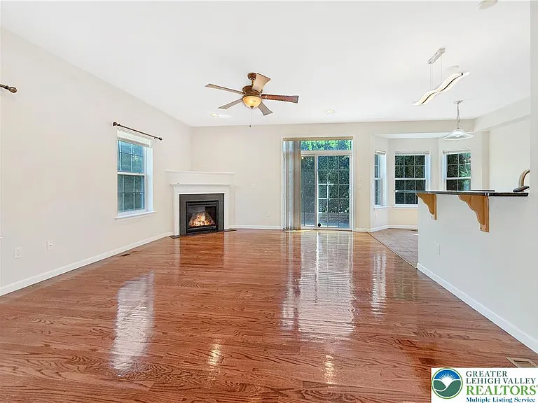 320 Blue Sage Dr — Photo 6
