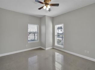 1435 Shearn St, Houston, TX 77007