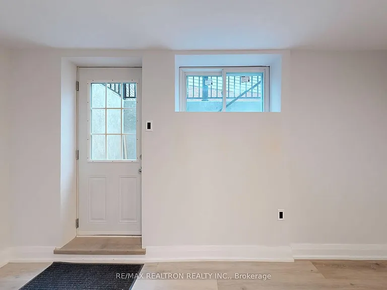 28 Blue Spruce Ln #BASEMENT — Photo 20