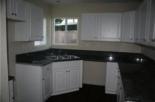 3rd image of 1410 S Pleasant Ave