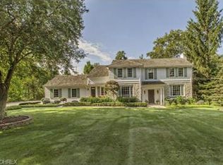 32480 Creekside Dr, Pepper Pike, OH 44124
