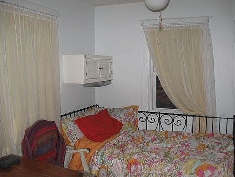 4th image of 1662 Lafond Ave