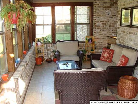 4th image of 8572 Shallow Creek Dr