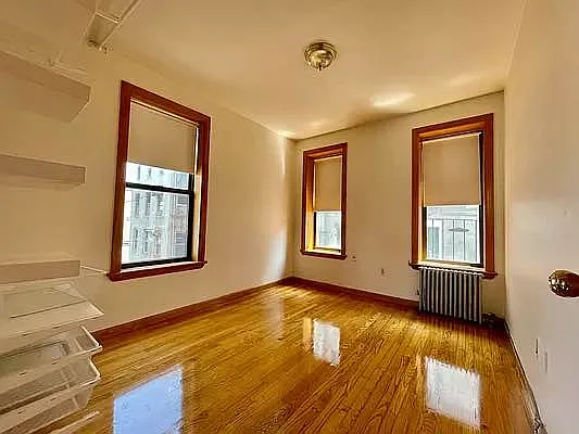 Rented by J PRESTON AND ASSOCIATES INC | media 15