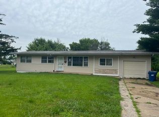3001 Meadowlark Ave, Saint Louis, MO 63136