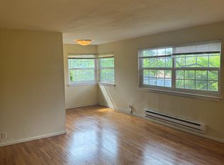 2700 E Yesler Way APT 204, Seattle, WA 98122