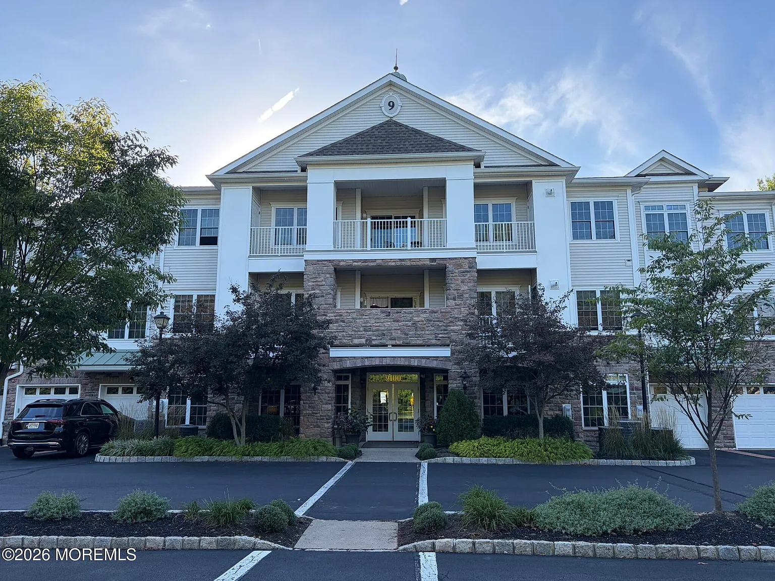 2 bed, 1499 sqft, $3,200 — Photo 1