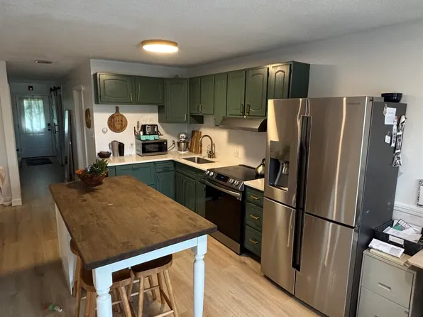 57 Union Ave APT 106, Laconia, NH 03246