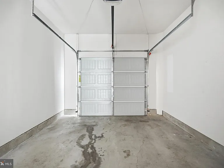 112 Paddington St — Photo 25