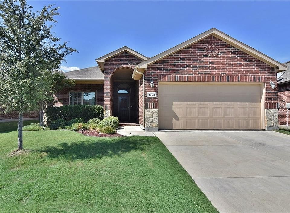 1st image of 1308 Woodbine Cliff Dr