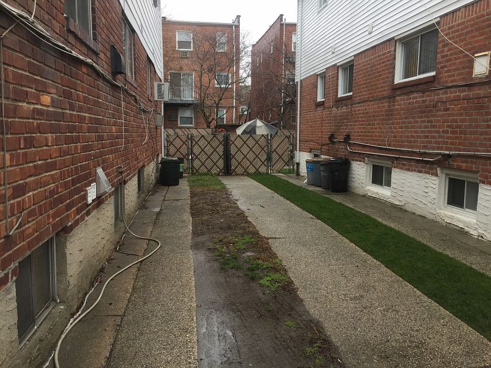 2723 Strickland Ave, Brooklyn, NY 11234 Zillow