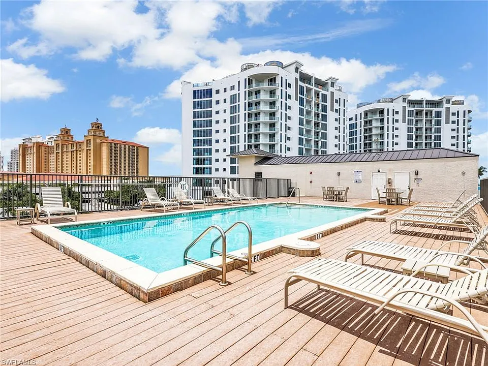 260 Southbay Dr #107