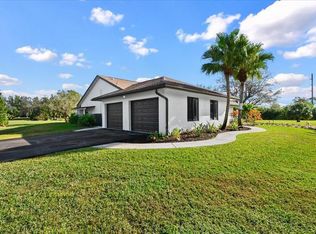16748 Fox Trail Ln, Loxahatchee, FL 33470