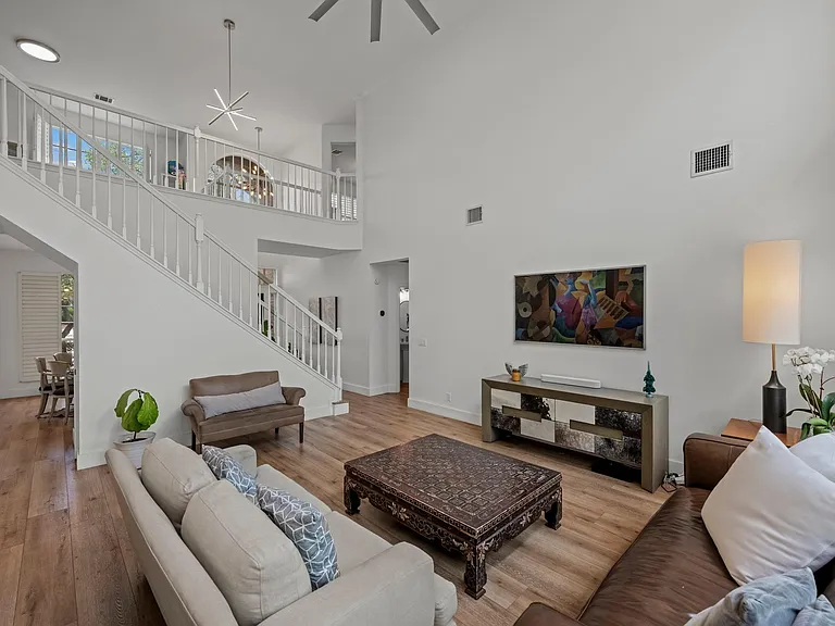 12329 Pleasant Hill Ct — Photo 6
