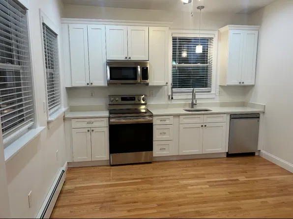 615 Broad St Floor 1, Central Falls, RI 02863